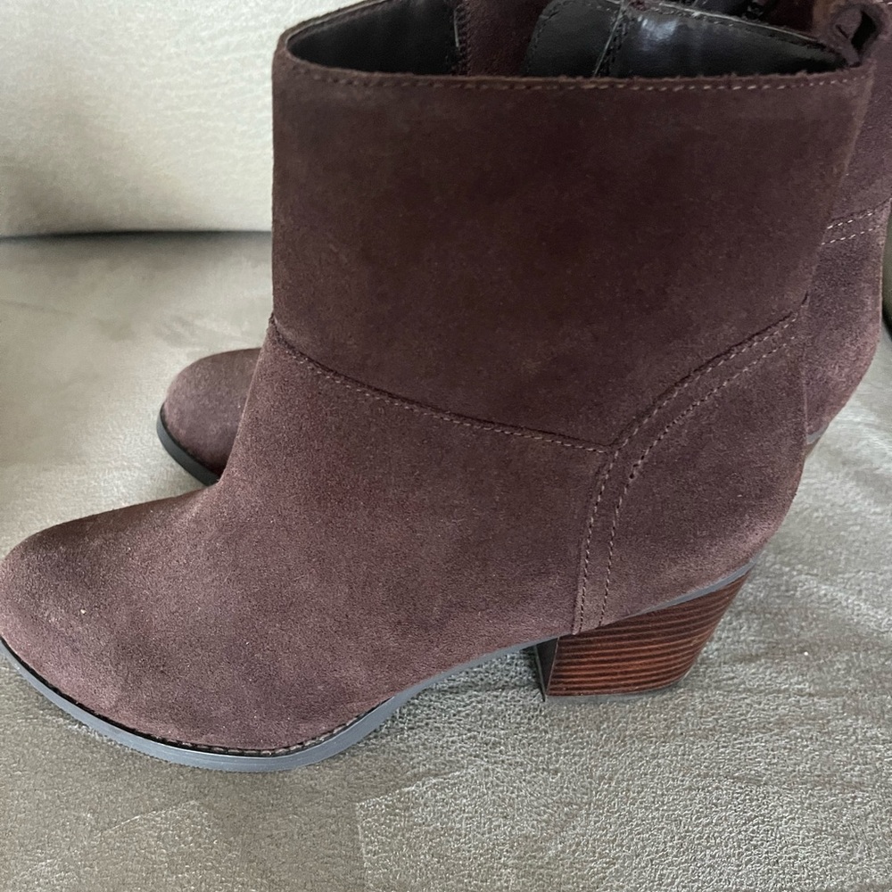 Women's Suede Ankle Boots - Brown